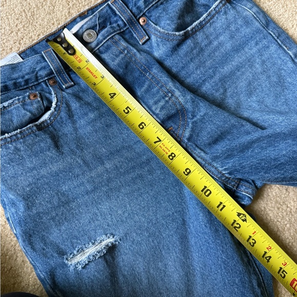 Levi’s wedgie jeans with distressing medium wash size 28 - Picture 9 of 10